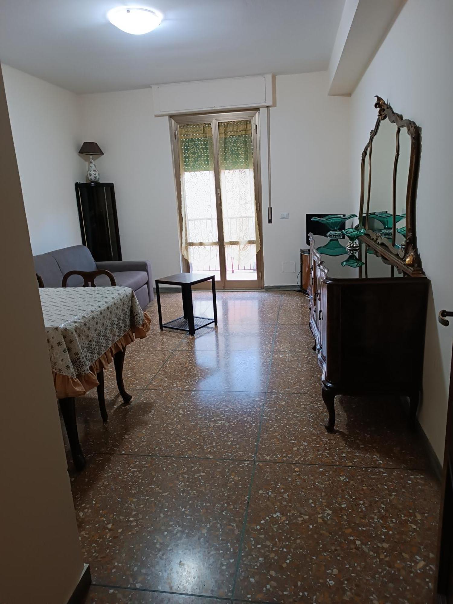 Hortis Apartment, 5 Persone, 2 Camere, Balcone, Metro C E Tram Per Il Centro Rome Bagian luar foto