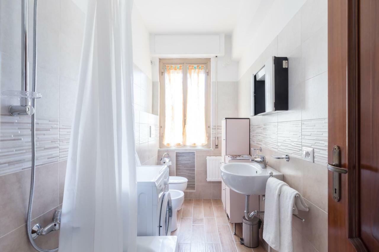 Hortis Apartment, 5 Persone, 2 Camere, Balcone, Metro C E Tram Per Il Centro Rome Bagian luar foto
